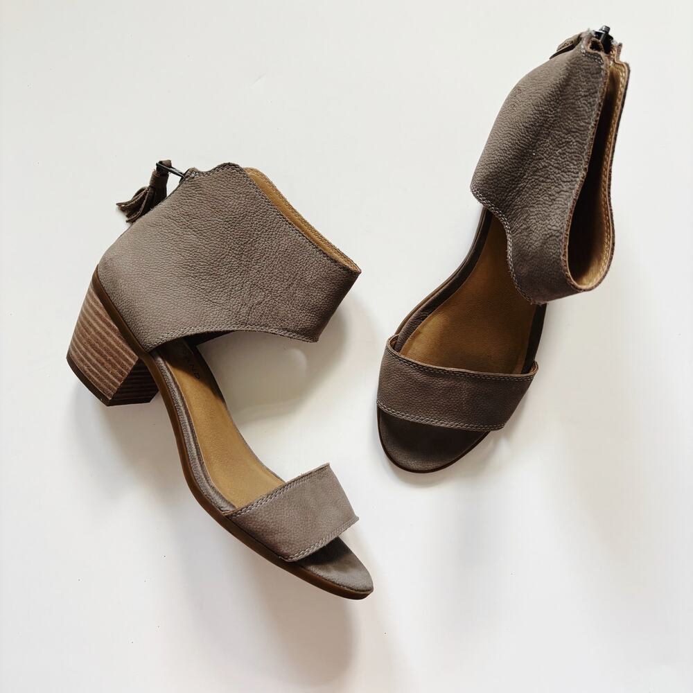 Lucky Brand Taupe Brown Suede Leather Low Block Heel Shoes Size 9